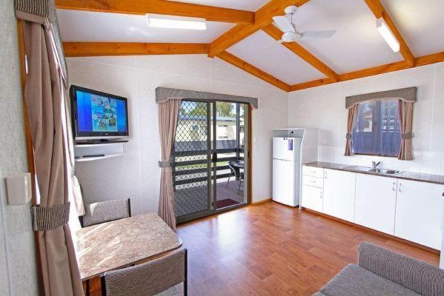 Apollo Bay Holiday Park Room photo